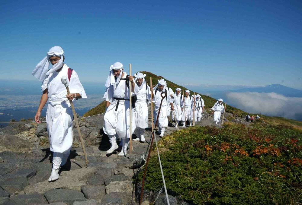 DewaSanzan Yamabushi Climb